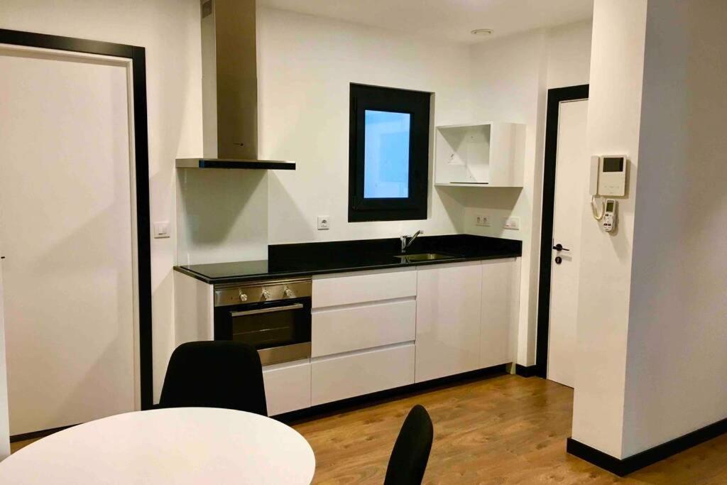 Apartamento Loft De Diseño Con Balcon Figueras Exterior foto