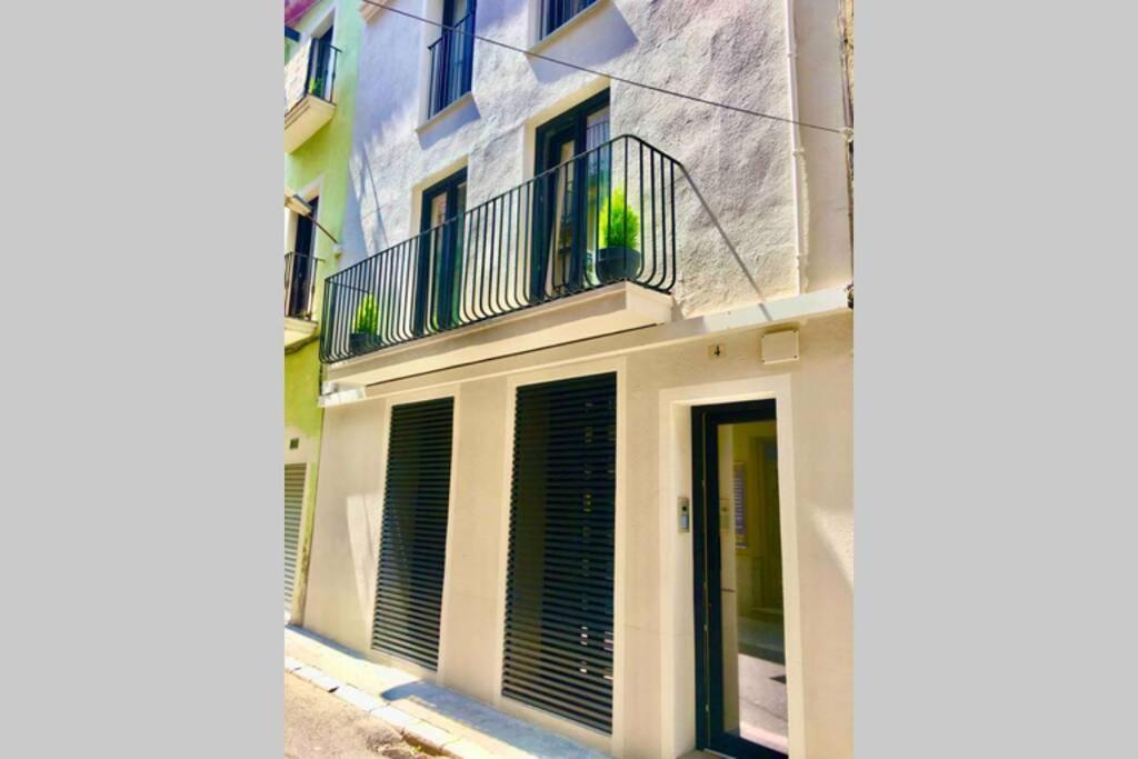 Apartamento Loft De Diseño Con Balcon Figueras Exterior foto